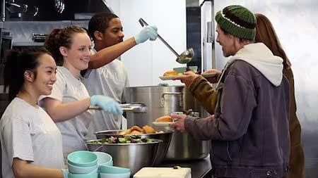 Top 10 Christmas Charity Activities for the Whole Family